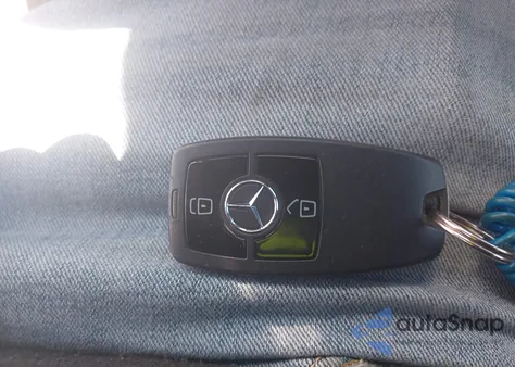 2021 Mercedes-Benz Sprinter 2500 High Roof I4 z USA, uszkodzony, nr VIN W1Y40CHY7MT072181